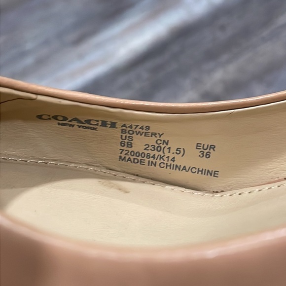 Coach Lauri Nude Snake Pumps size 6 - Picture 7 of 10